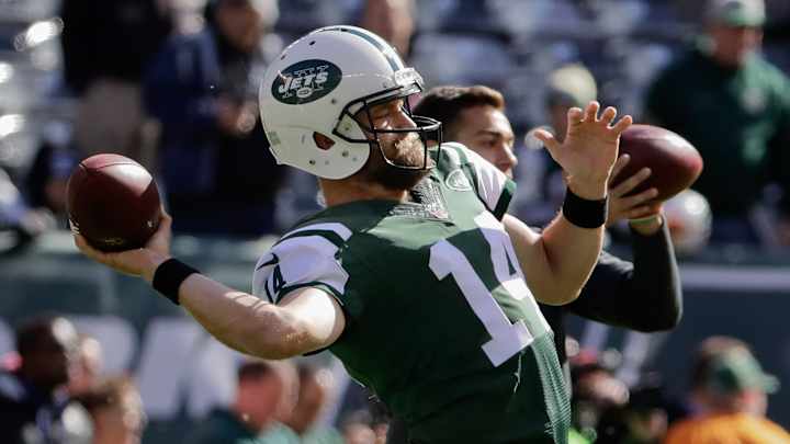 QB shuffle continues for reeling Browns, Jets