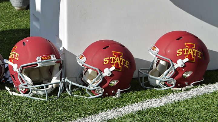 Iowa State football players save woman from sinking car