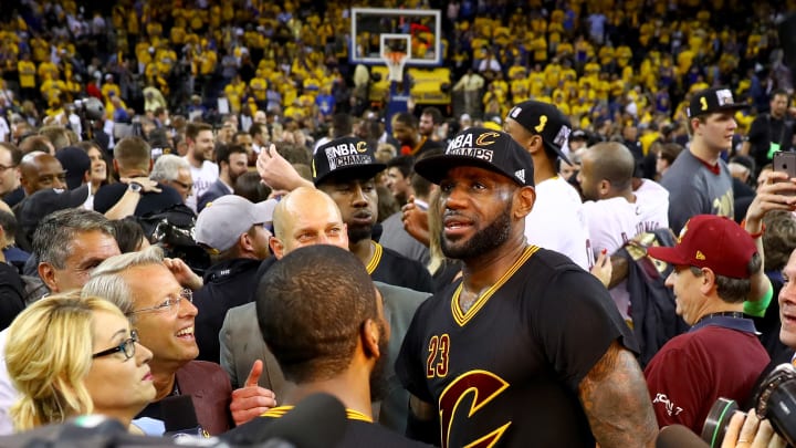 James and Cavaliers win thrilling NBA Finals Game 7, 93-89