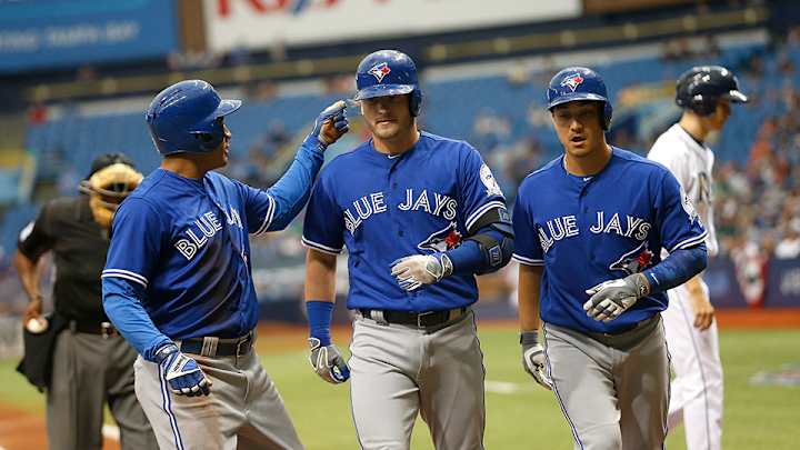 Blue Jays’ Josh Donaldson day-to-day with strained calf