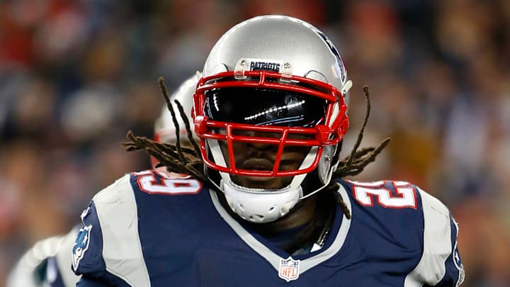 Patriots re-sign Blount, add free agents Coleman, King
