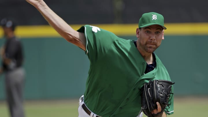 Pelfrey goes 5 scoreless innings as Tigers beat Cards 5-4