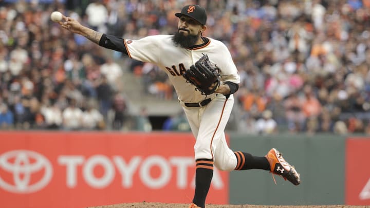 Giants P Sergio Romo placed on DL with flexor strain