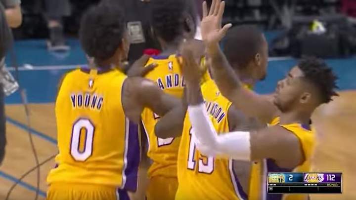 Watch: D’Angelo Russell got left hanging so he had to high-five himself