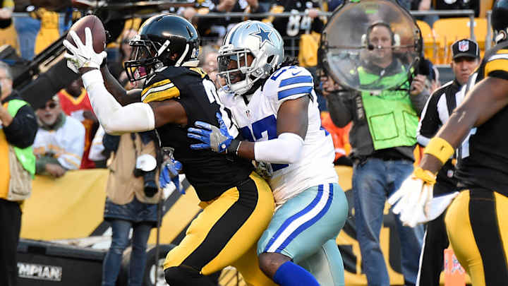 Versatile Bell reveling in heavy workload for Steelers