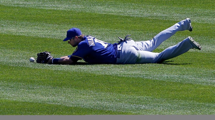 McCutchen homers, Pirates pound 17 hits, beat Brewers 9-3 McCutchen homers, Pirates pound 17 hits, beat Brewers 9-3