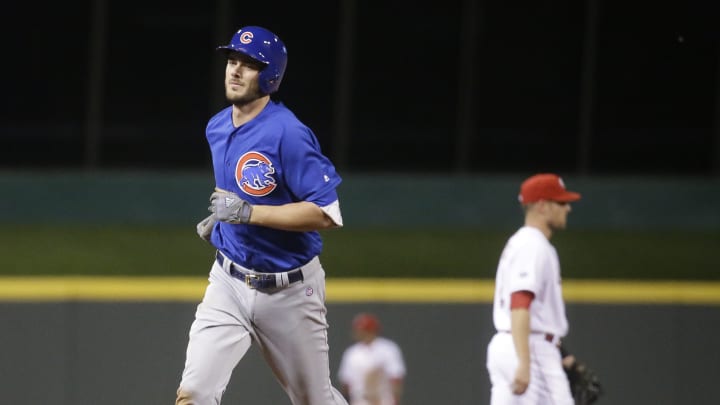 Cubs' Bryant becomes first with 3 homers, 2 doubles