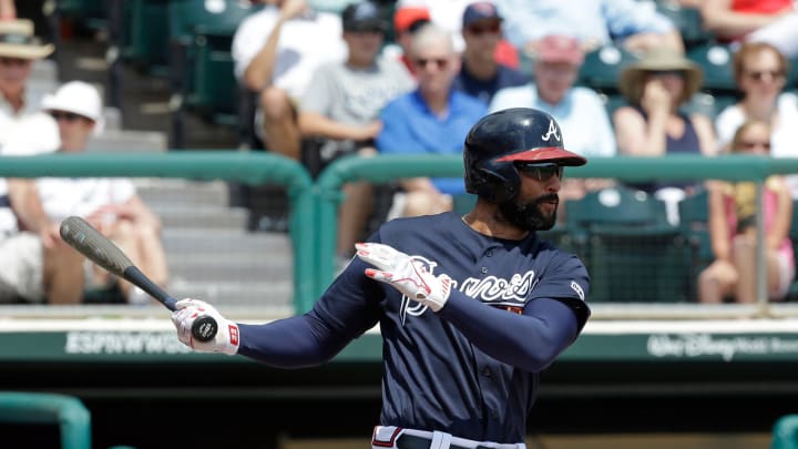 Chacin pitches into 5th inning, Braves and Rays tie