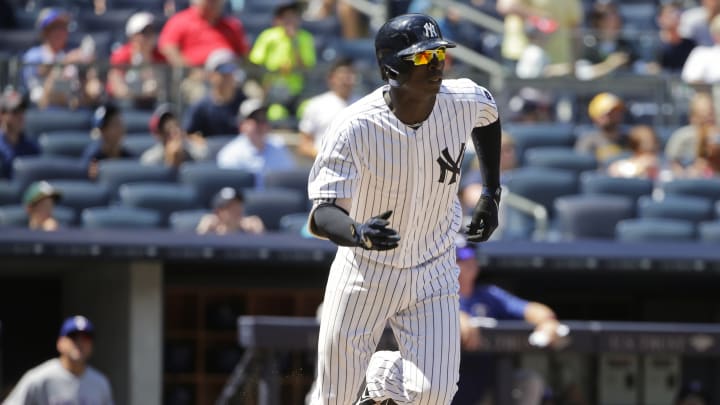 Headley scores on passed ball in 9th, Yankees beat Texas 2-1