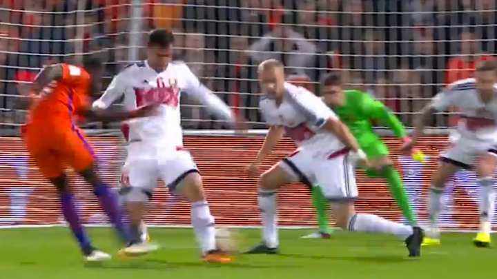 Watch: Netherlands's Promes nutmegs four Belarus players on goal