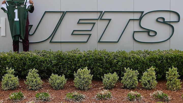Jets head into draft's third day looking to fill more needs
