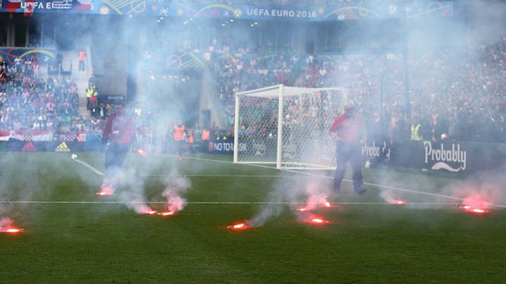 Croatian fans throw flares on pitch during Euro match, cause delay Croatian fans throw flares on pitch during Euro match, cause delay