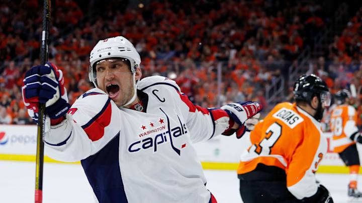 Capitals rout Flyers; fans get penalty for wristband tossing Capitals rout Flyers; fans get penalty for wristband tossing