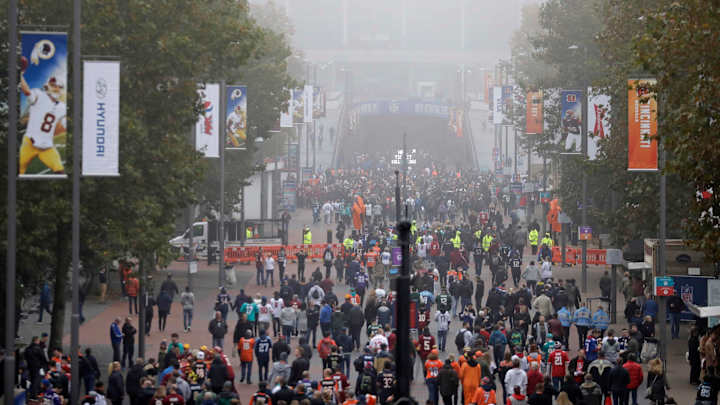 The Latest: Redskins, Bengals friendly before London game