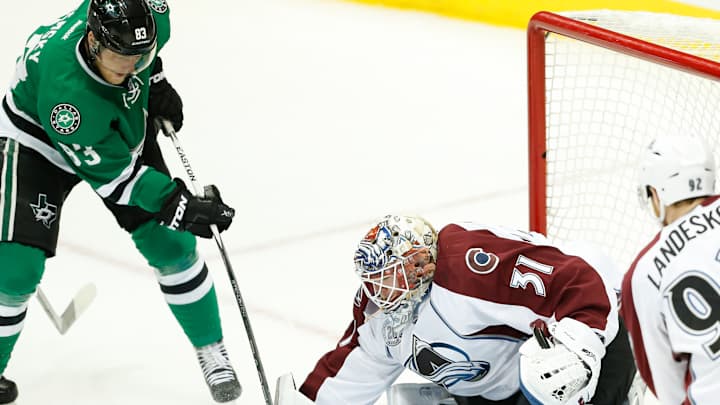 Stars edge closer to clinching by beating Avalanche 4-2 Stars edge closer to clinching by beating Avalanche 4-2