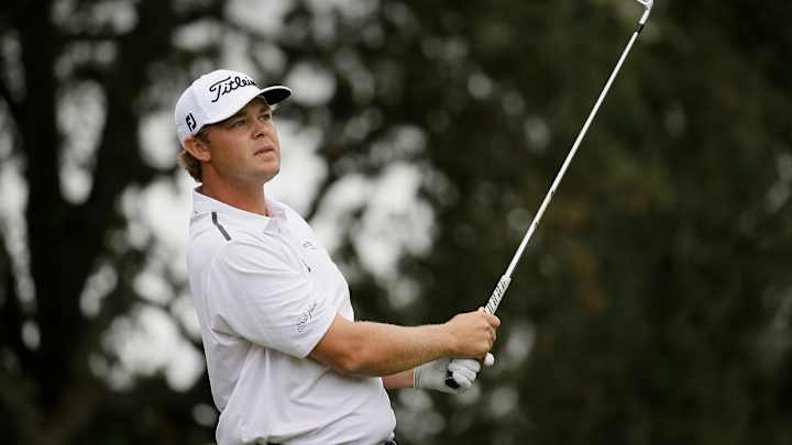 Kizzire takes 1-shot lead into final round at Safeway