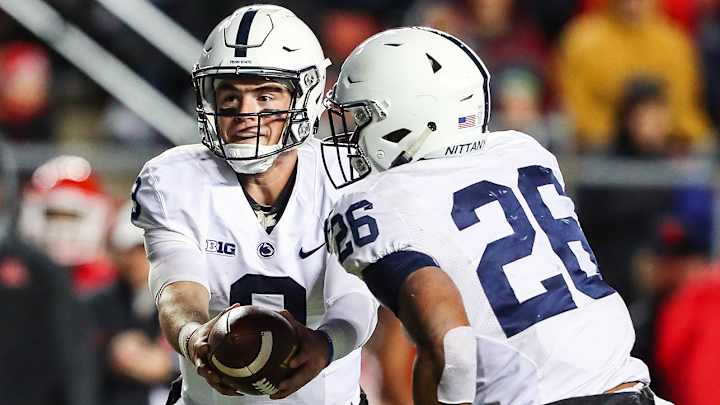 AP poll's rankings give insight into College Football Playoff picture AP poll's rankings give insight into College Football Playoff picture