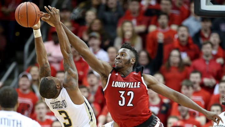 Rick Pitino: Chinanu Onuaku will remain in NBA draft