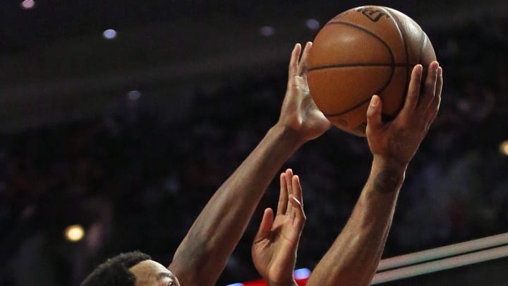 Bulls rally late for a 109-102 victory over the Kings