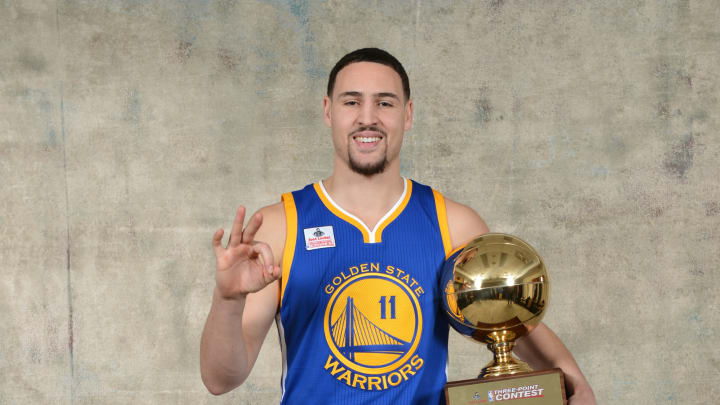 Thompson beats Curry to win 3-point title