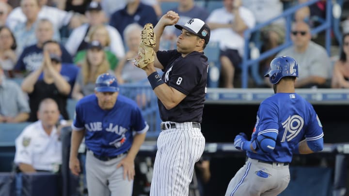 Gardner hitless in return; Yankees beat Blue Jays 2-1