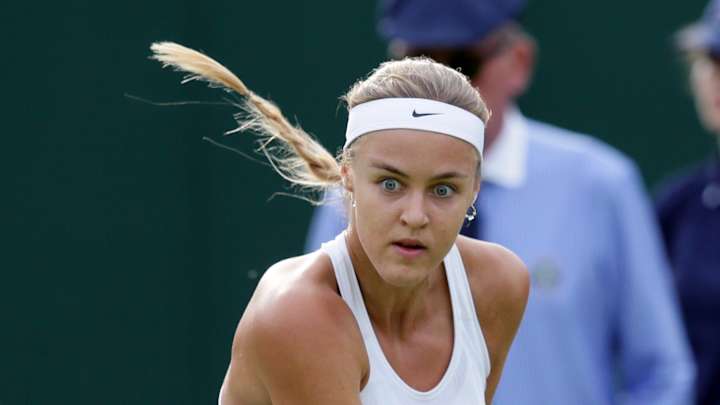 Schmiedlova, Knapp through to 2nd round of Swedish Open