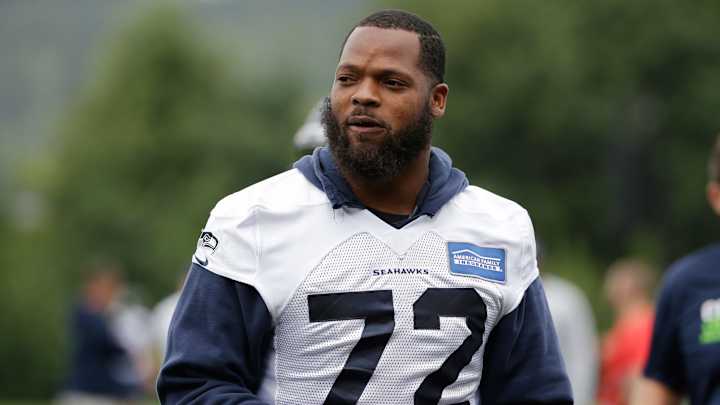 Michael Bennett kicked out of Seahawks practice