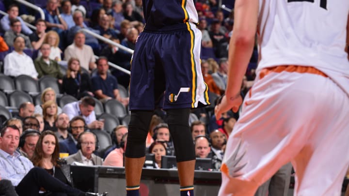 Hood, Jazz best reeling Suns 98-89 for 6th straight win