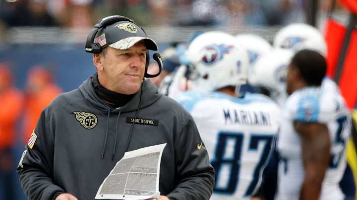 Mariota leads Titans past Bears 27-21