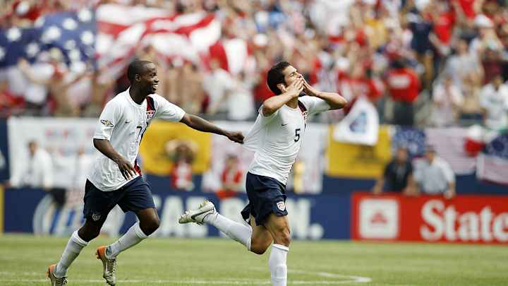 Former USMNT Midfielder Benny Feilhaber Retires Former USMNT Midfielder Benny Feilhaber Retires