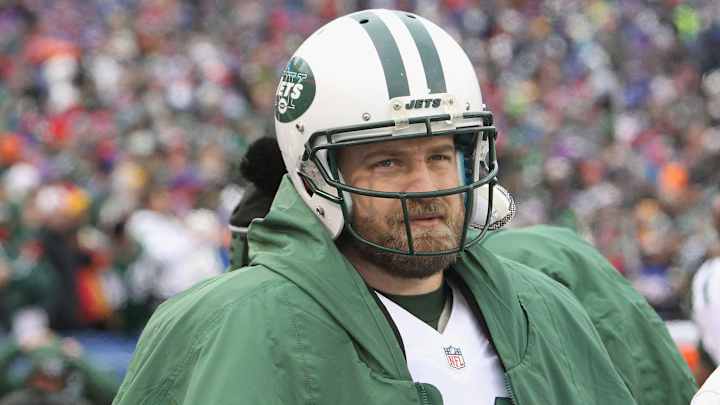 Report: Jets’ Ryan Fitzpatrick would sit if team doesn’t budge on deal Report: Jets’ Ryan Fitzpatrick would sit if team doesn’t budge on deal