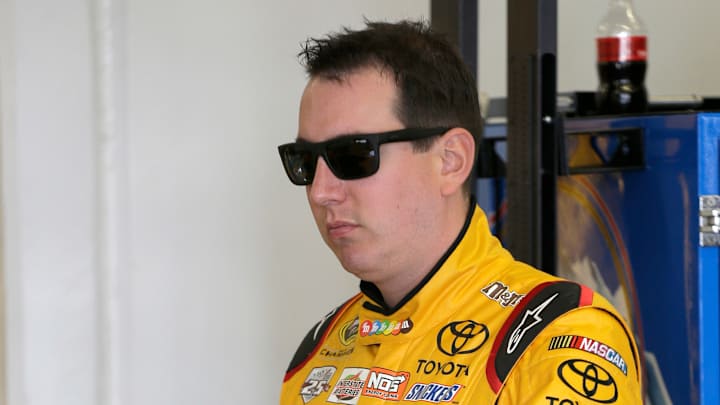 Kyle Busch tops brother Kurt to win pole in Atlanta