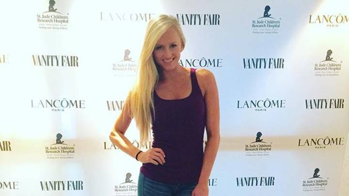 Thurs. A.M. Hot Clicks: WWE's Summer Rae; Tim Tebow Back to Broncos?