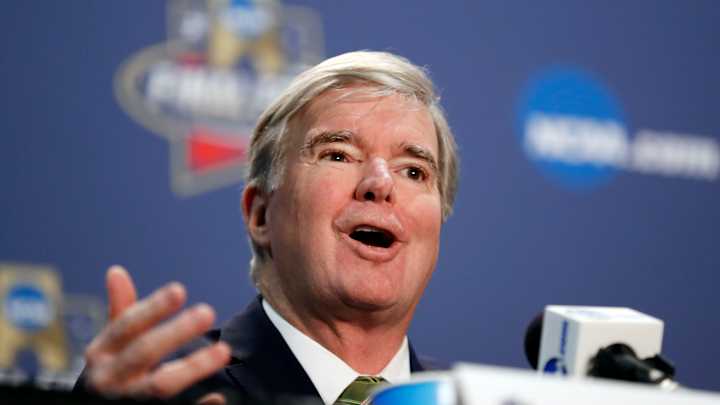 AP sources: NCAA places three-year moratorium on new bowls AP sources: NCAA places three-year moratorium on new bowls