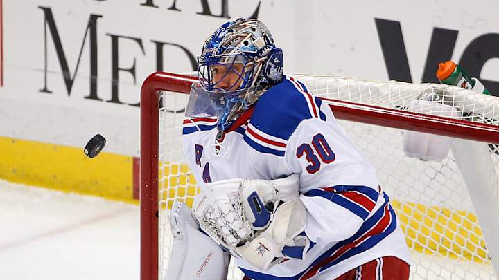 Rangers goalie Lundqvist on track to return by weekend