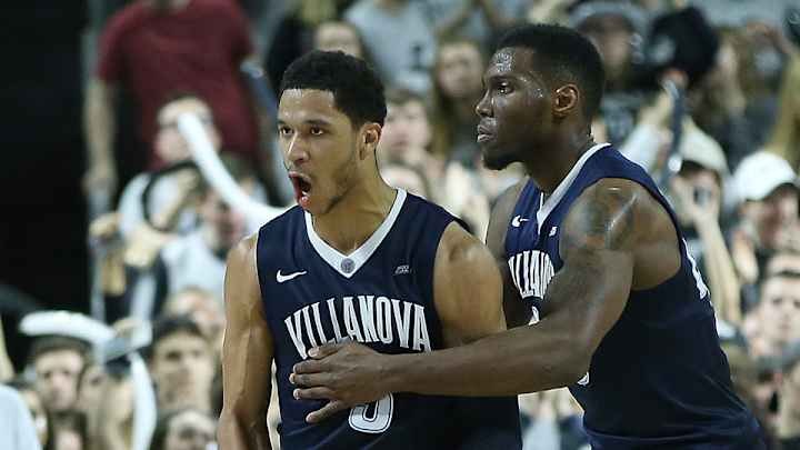 Villanova remains atop AP Top 25, Kansas rises to No. 2 Villanova remains atop AP Top 25, Kansas rises to No. 2