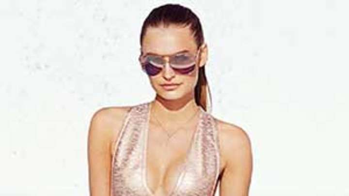 Tuesday A.M. Hot Clicks: Pitbull interrupts Chile; Shaq got naked Tuesday A.M. Hot Clicks: Pitbull interrupts Chile; Shaq got naked