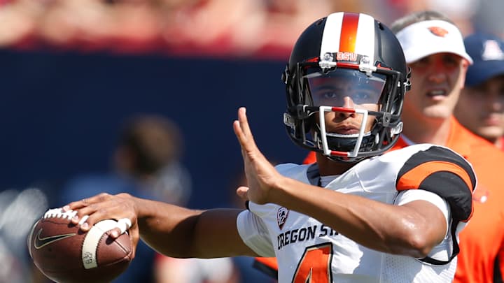 Oregon State quarterback Seth Collins to transfer