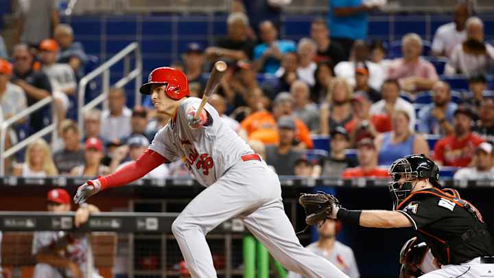 Cardinals' Diaz sidelined after being hit on hand by pitch
