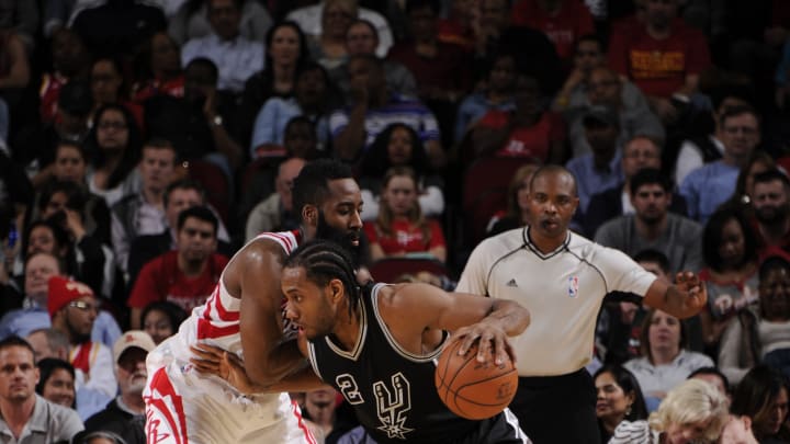 Leonard leads Spurs to 50th win, 104-94 over Rockets