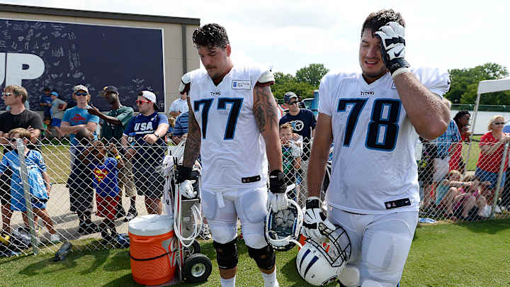 Broncos' D to test Titans' improved protection of Mariota