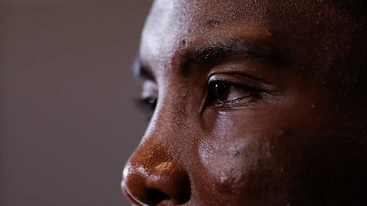 Auburn RB Barber says turned pro to help "homeless" mother