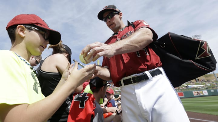 Greinke has 1st rough inning of spring, Diamondbacks win