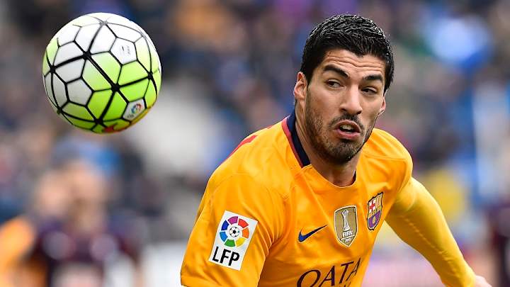 Watch: Barcelona’s Luis Suarez nails behind-the-goal trick shot