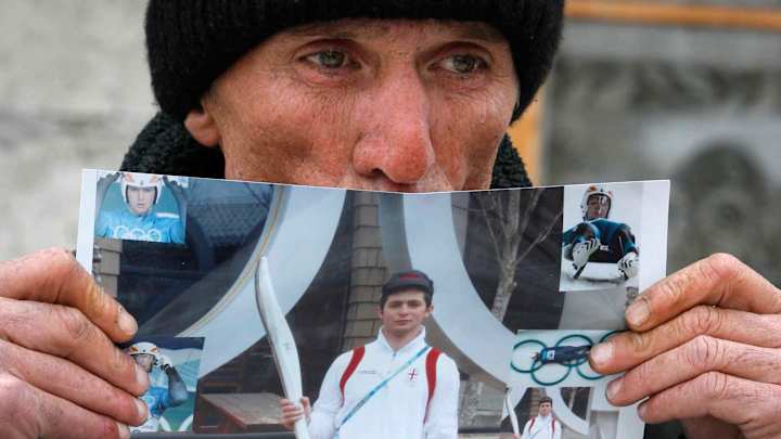 Column: Athletes are actors in sports' tragedies