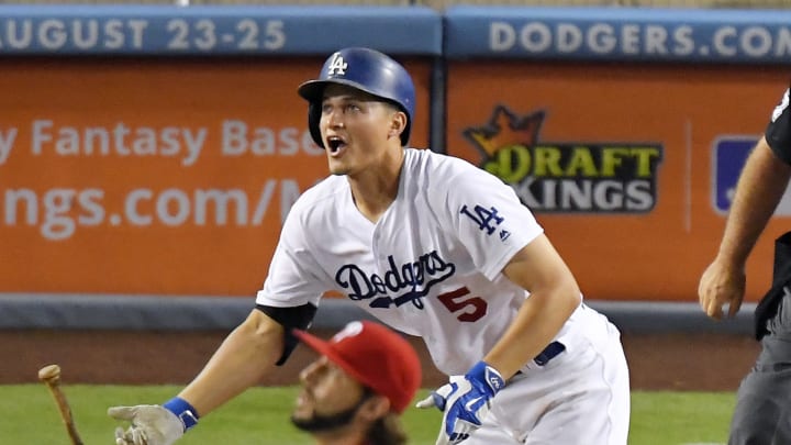 Seager hits homers No. 20 and 21, Dodgers beat Phillies 9-4