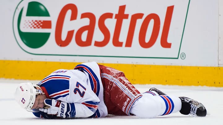 Toronto's Leo Komarov suspended 3 games without pay by NHL Toronto's Leo Komarov suspended 3 games without pay by NHL