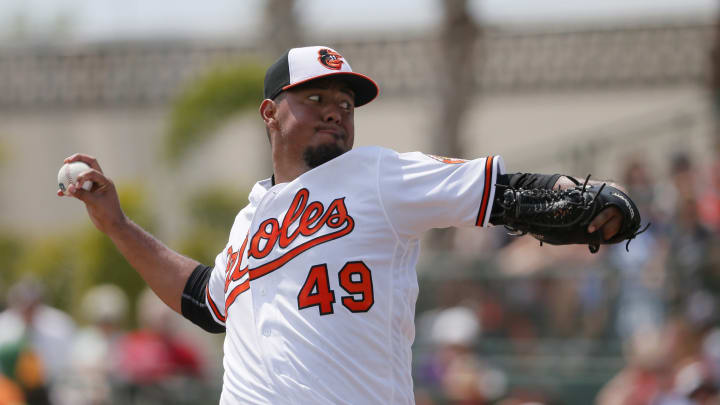 Orioles hit 4 homers, beat Red Sox 16-8