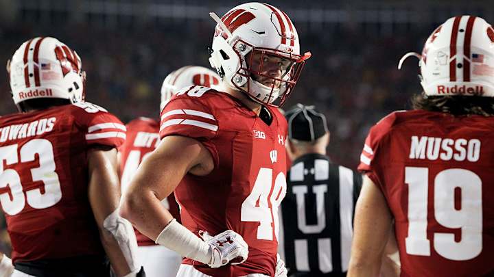 Wisconsin linebacker Jack Cichy out for season with torn pectoral Wisconsin linebacker Jack Cichy out for season with torn pectoral