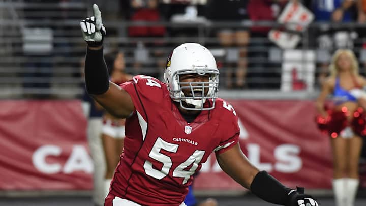 Falcons agree to deal with DE Dwight Freeney